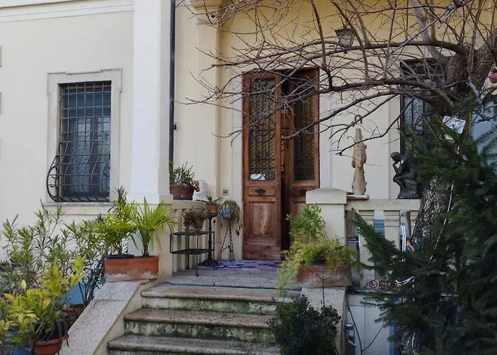 Le Maddalene Nocleg ze śniadaniem 3*